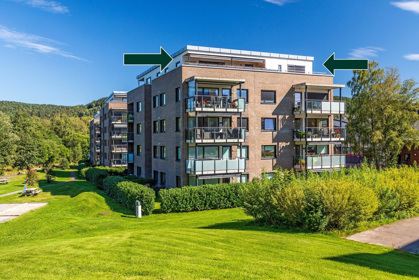 Det er første gang siden bygget stod ferdig at en av toppleilighetene legges ut for salg Galleribilde