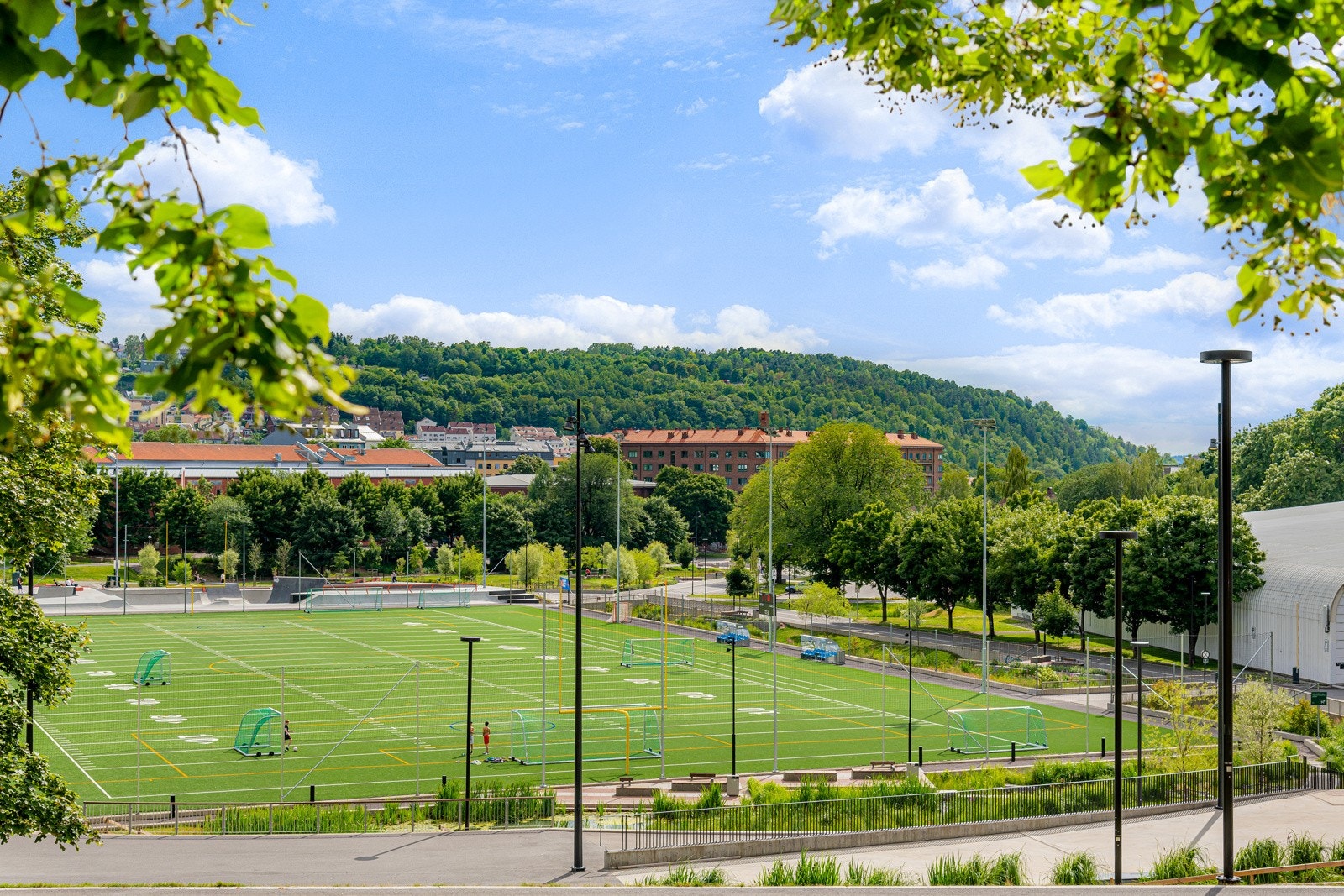 Jordal idrettspark består av flere idrettsanlegg. Galleribilde