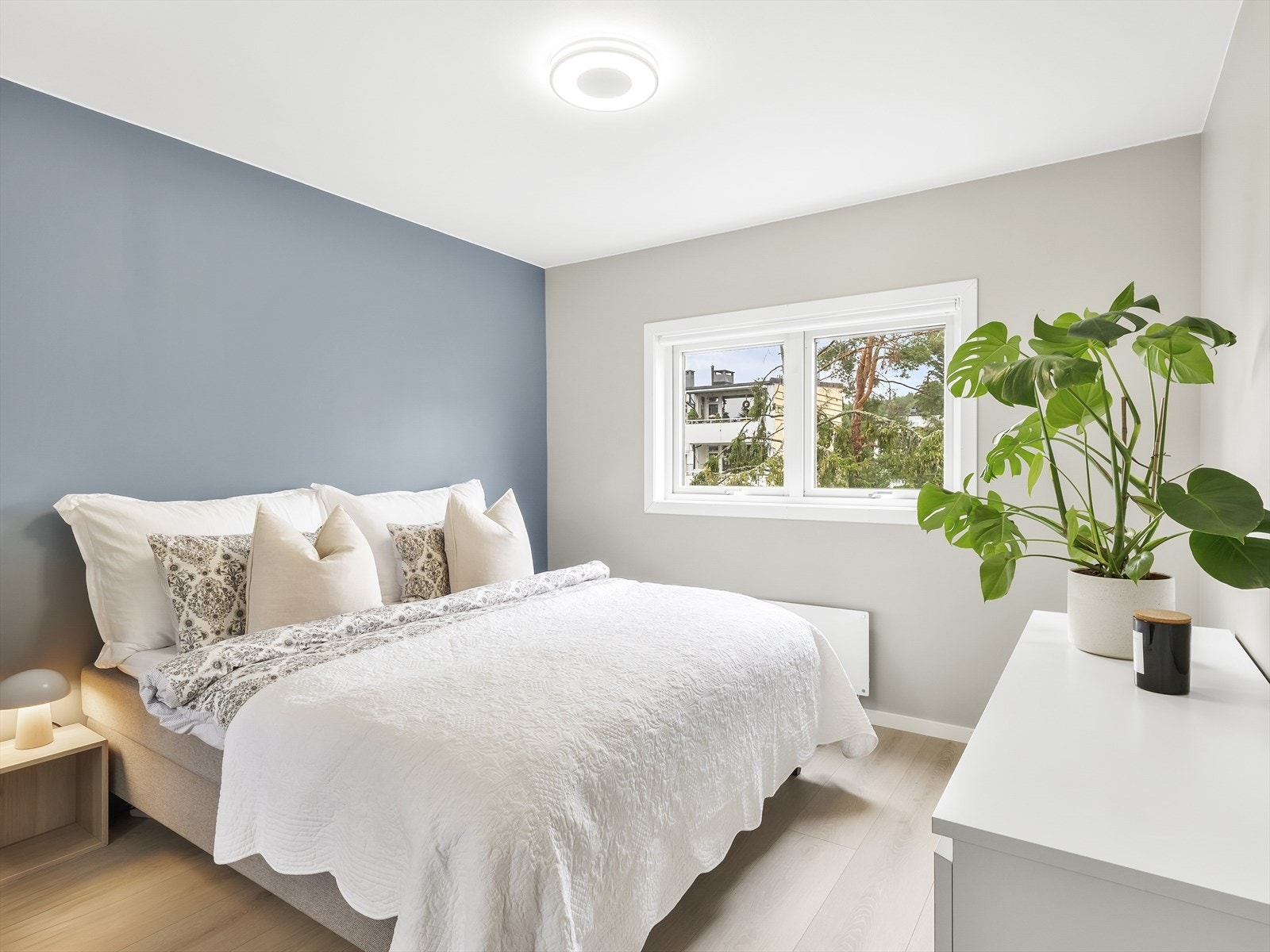 Hovedsoverom med plass til dobbeltseng. Galleribilde