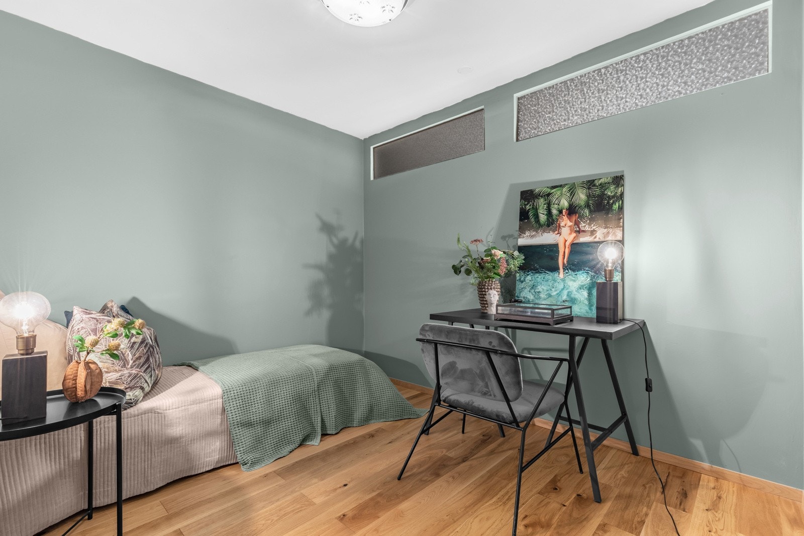 Leiligheten har også et rom som er definert som kontor. Galleribilde