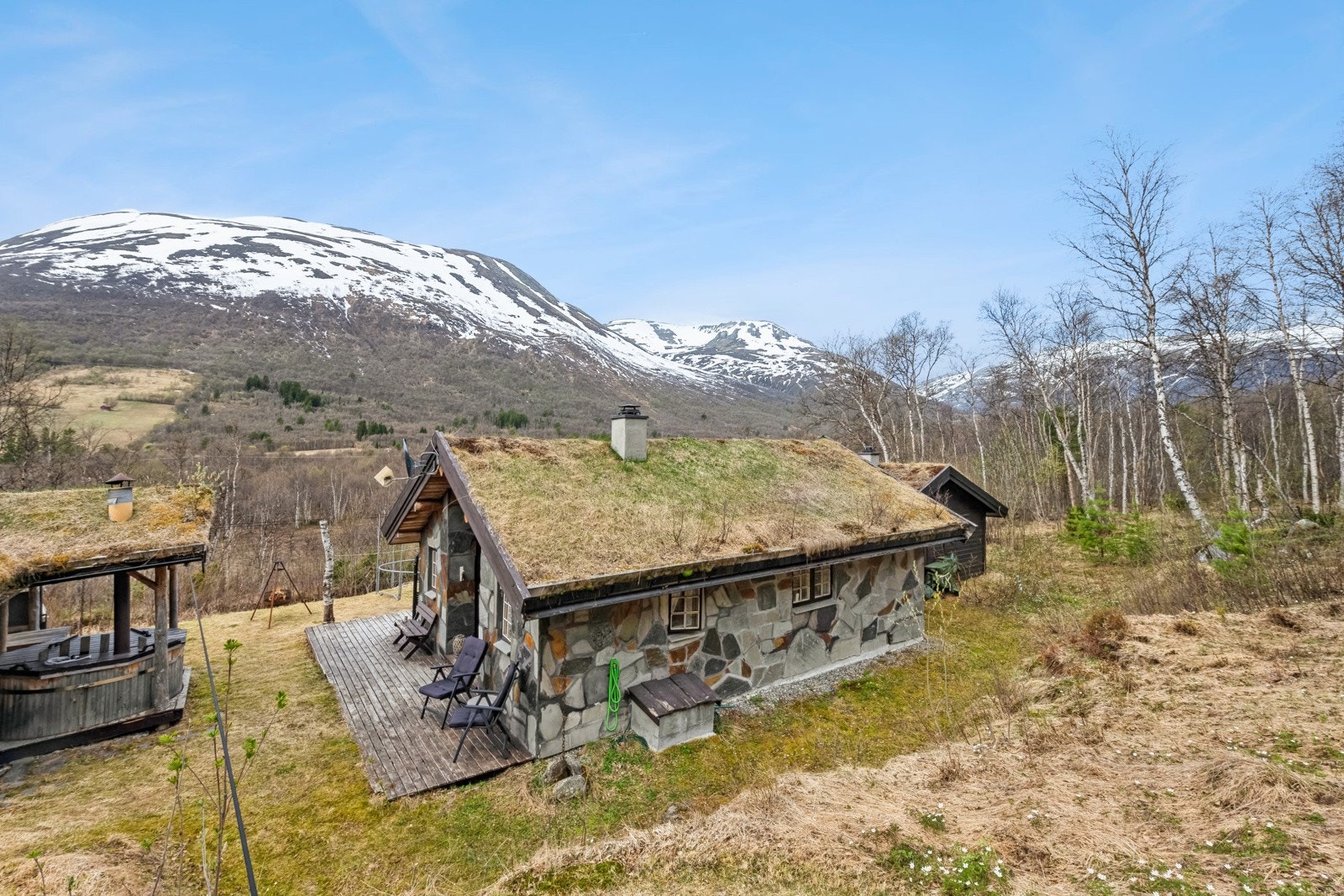 Eiendommen er omkranset av nydelig norsk natur. Galleribilde