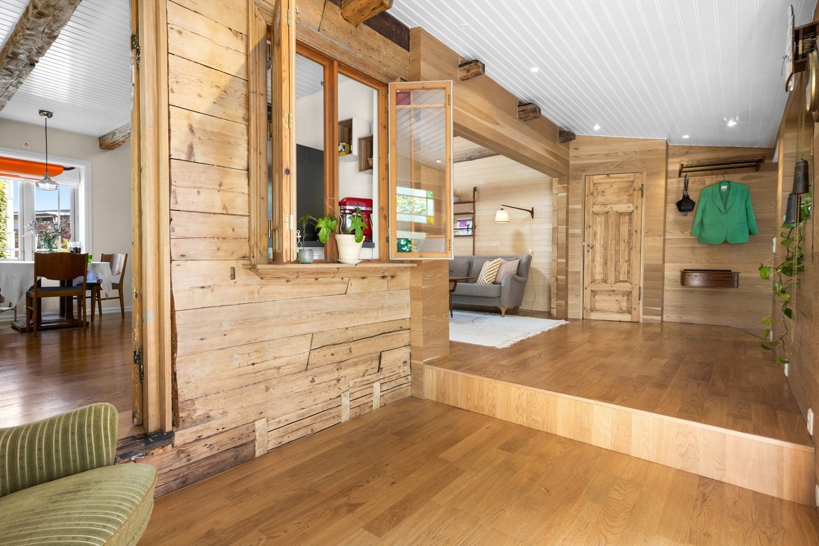 I opprinnelig byggetegning er deler av kjøkkenet og vinterhagen skilt ut som ekstra soverom. Galleribilde