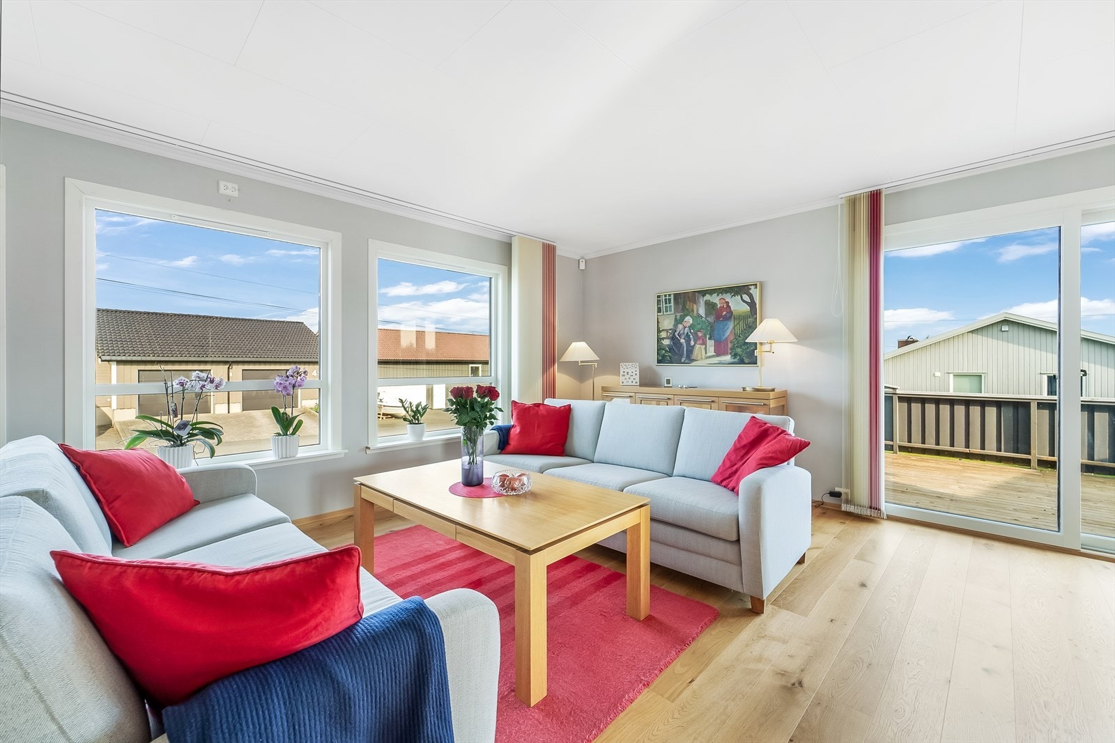 Stue og utgang til terrasse. Galleribilde