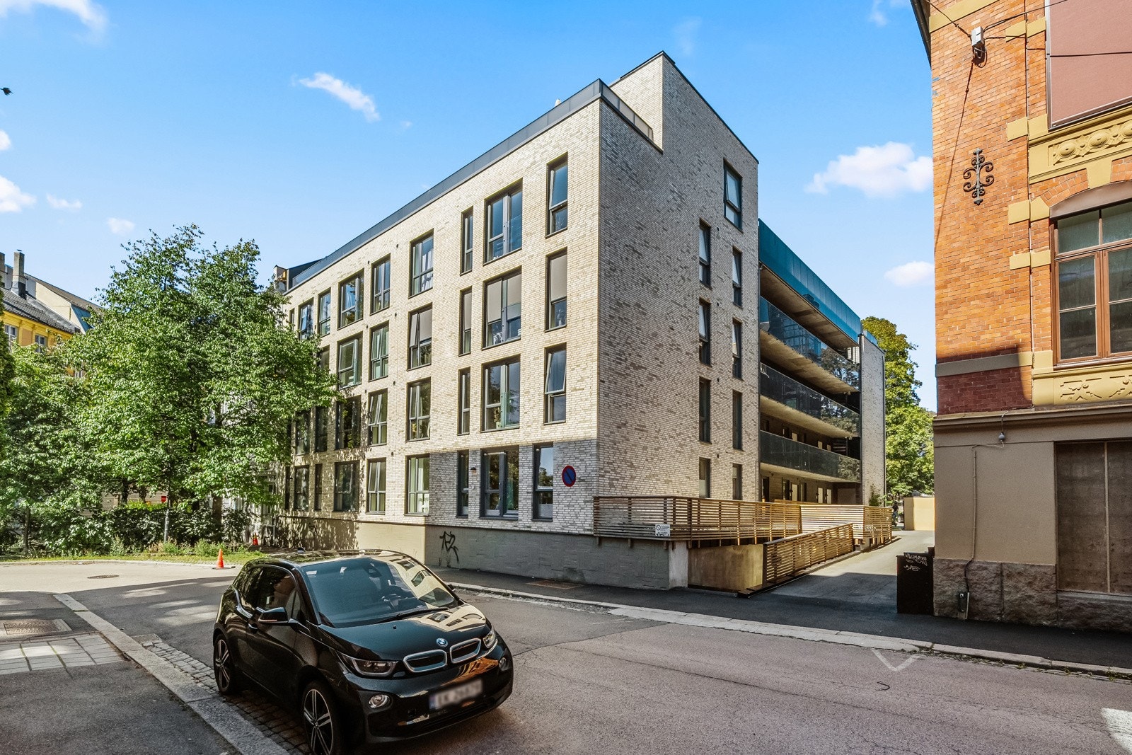 Sentral og attraktiv beliggenhet ved Sofienberg, i bydel Grünerløkka. Galleribilde