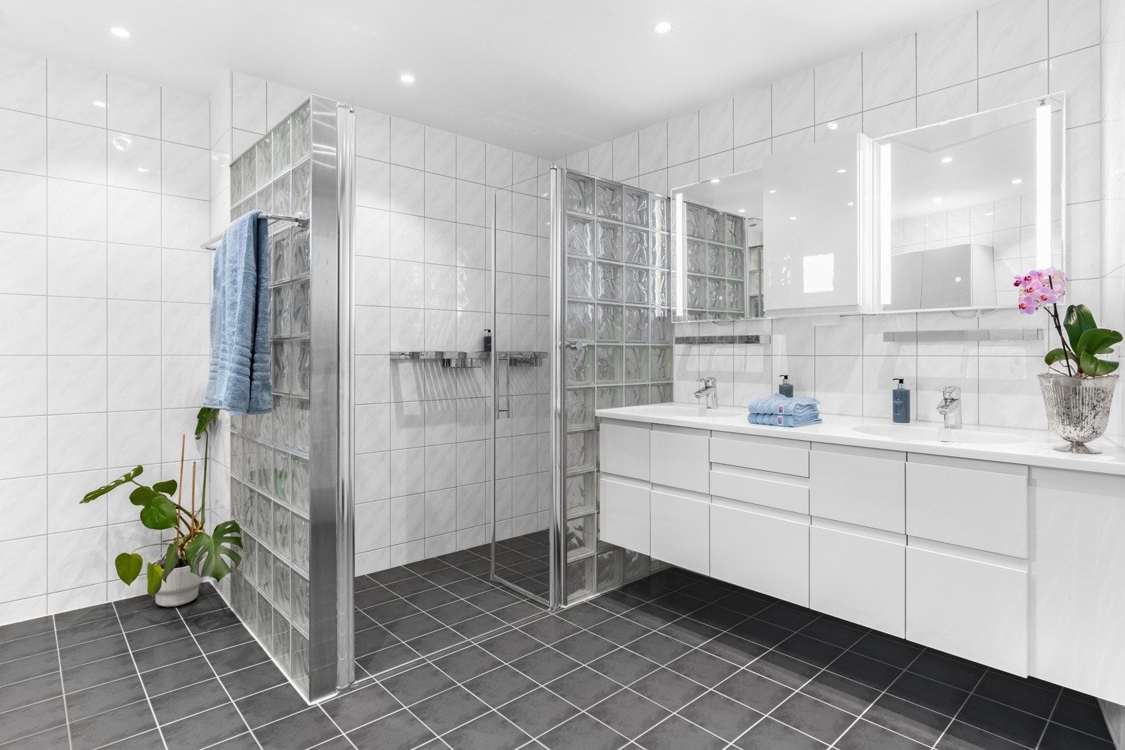 Bad tilknyttet hovedsoverom. Galleribilde