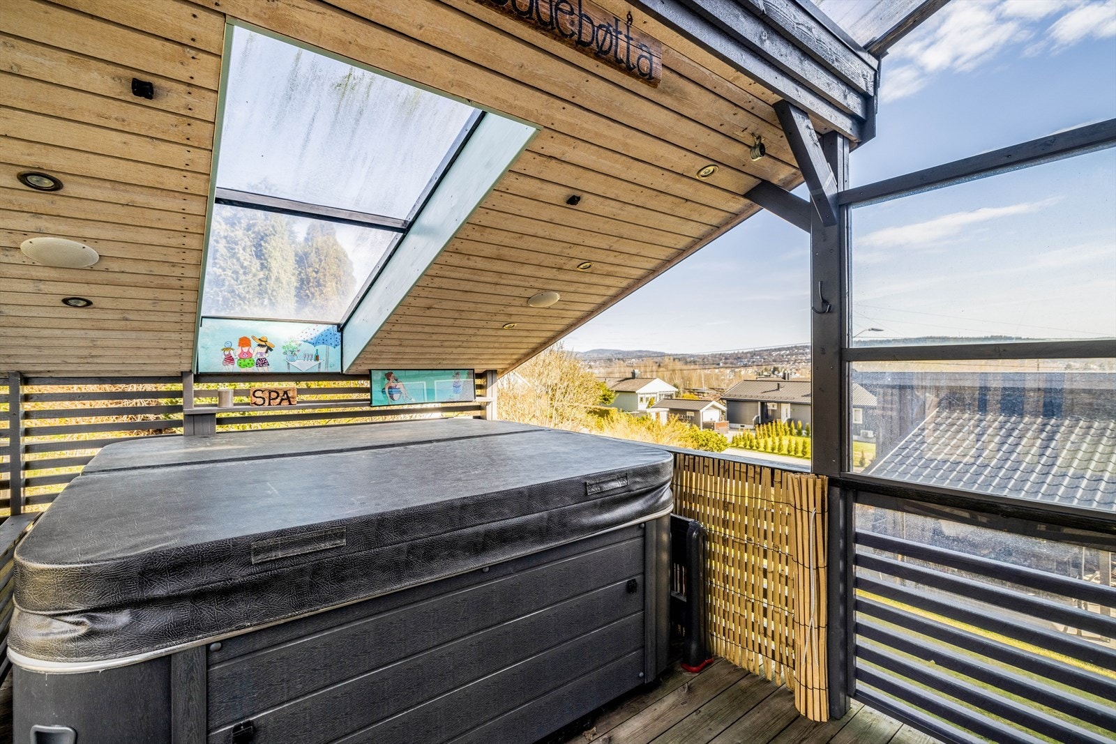 På terrassene er det fin plass til nydelige utesoner. Galleribilde