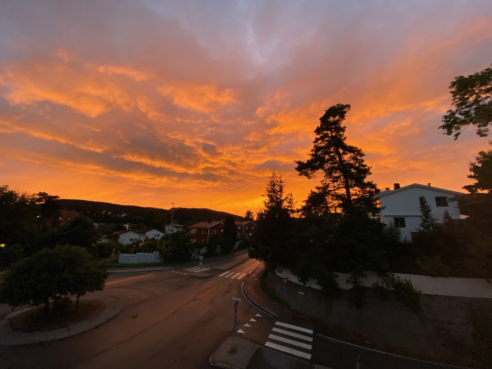 Kveldsbilde fra balkongen tatt av selger Galleribilde