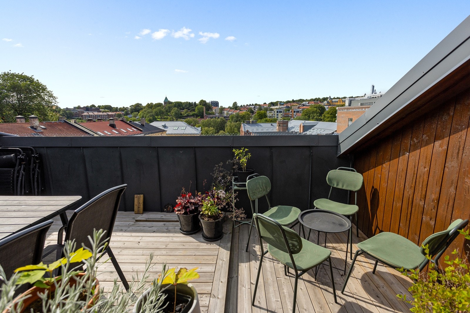 Felles takterrasse har også flott utsikt. Galleribilde