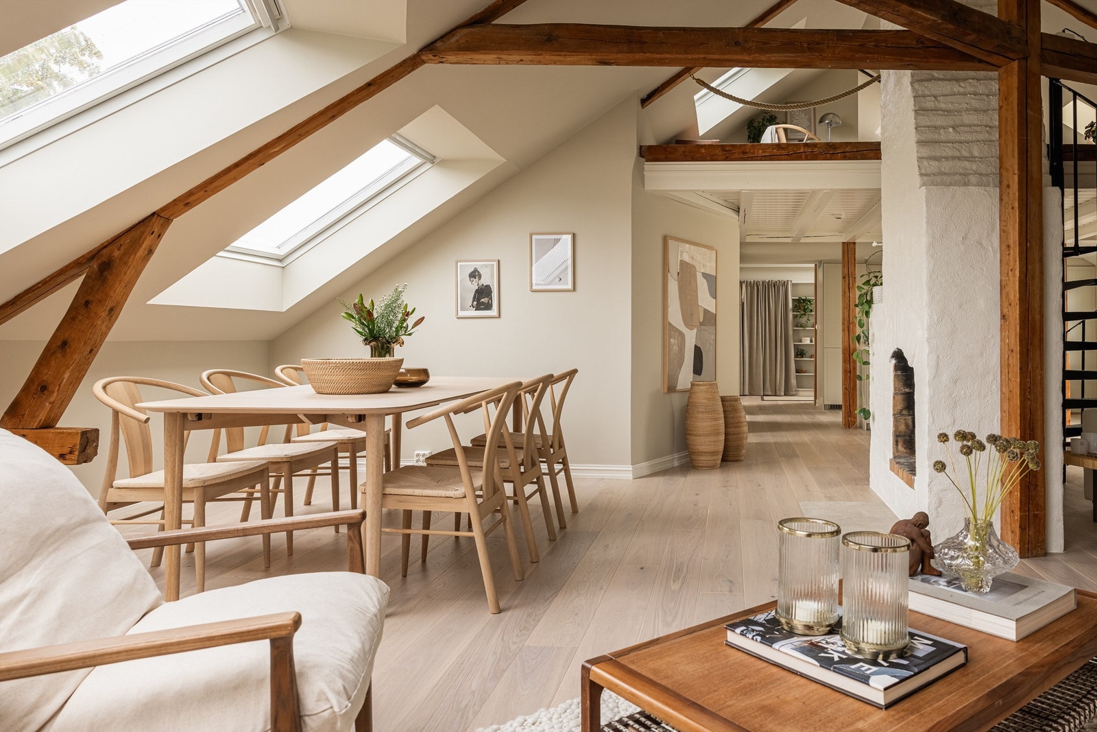 Tom Martinsen v/ Eiendomsmegler Krogsveen har gleden av å presentere Bygdøy Allé 58B! Galleribilde