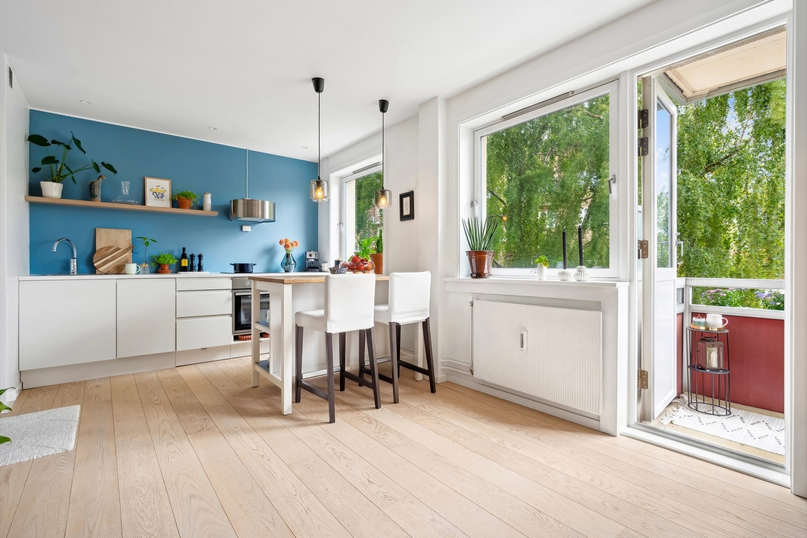 DNB Eiendom v/ Kaja Olsen har gleden av å presentere denne lyse og lekre 1-romsleiligheten i Langgata 47! Galleribilde