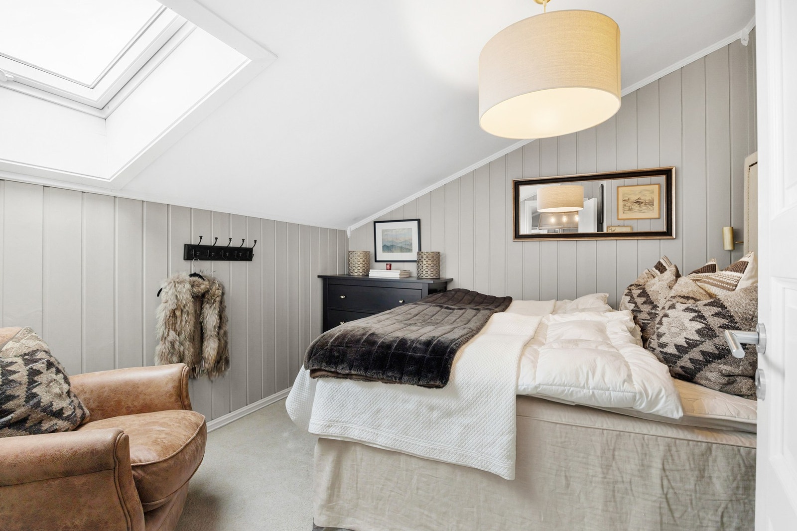 Soverom 2 med god plass til dobbelseng. Galleribilde