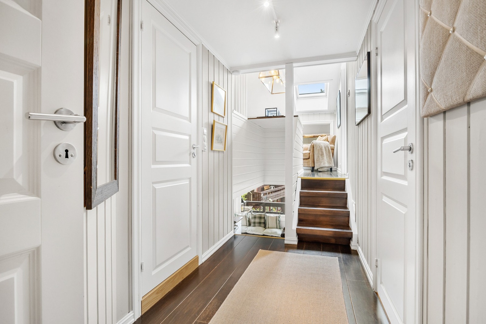 Inngangsparti i 1. etasje. Galleribilde