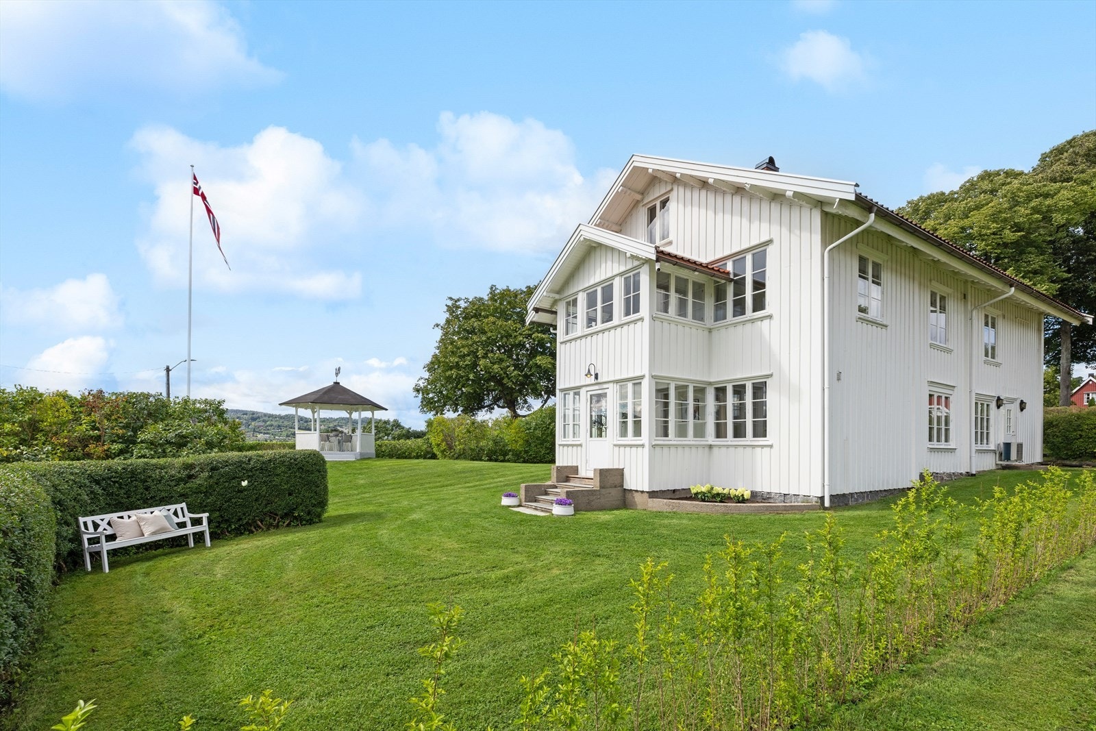 Herskapelig bolig med ivaretatte originale materialer Galleribilde