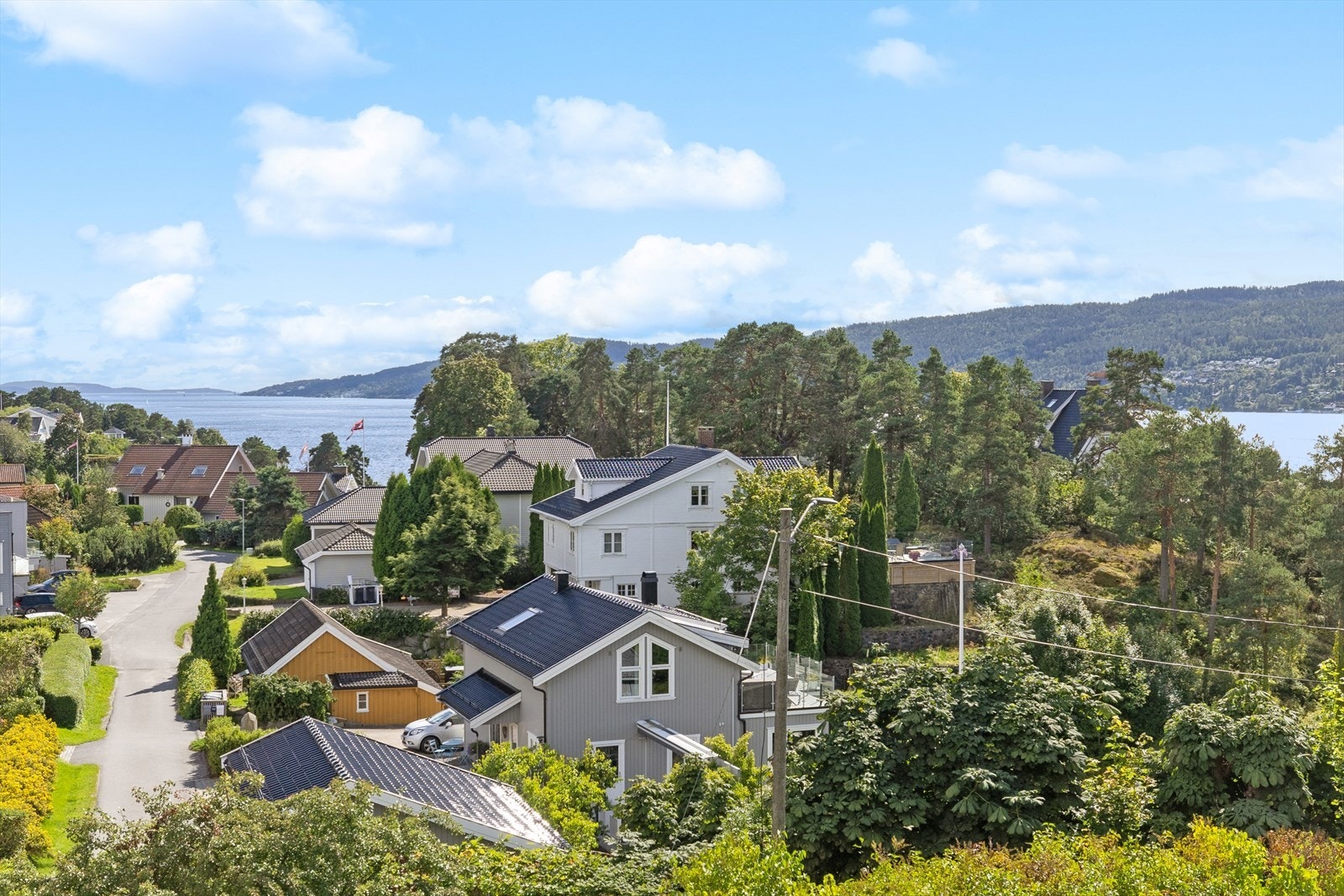 Attraktivt og etablert boligområde i rolige og barnevennlige omgivelser på Sogsti/Elle med ca. 1.5 km fra sentrum Galleribilde