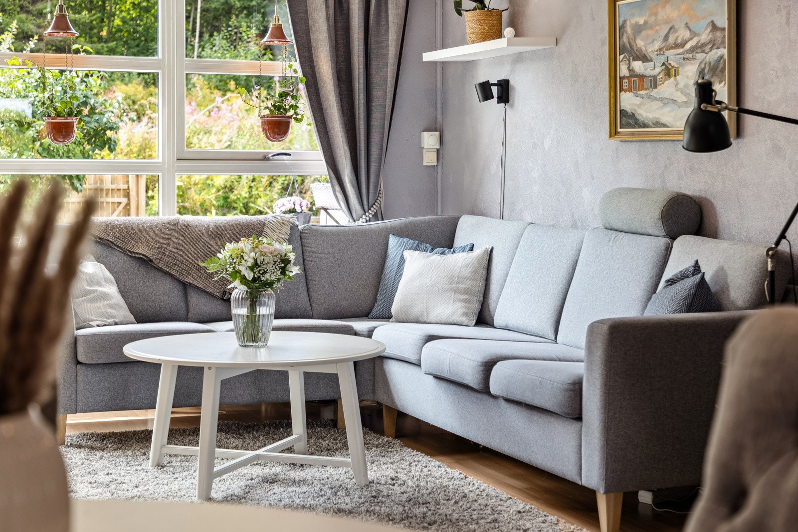 Her får du god plass til både spisestue og sittegruppe. Galleribilde