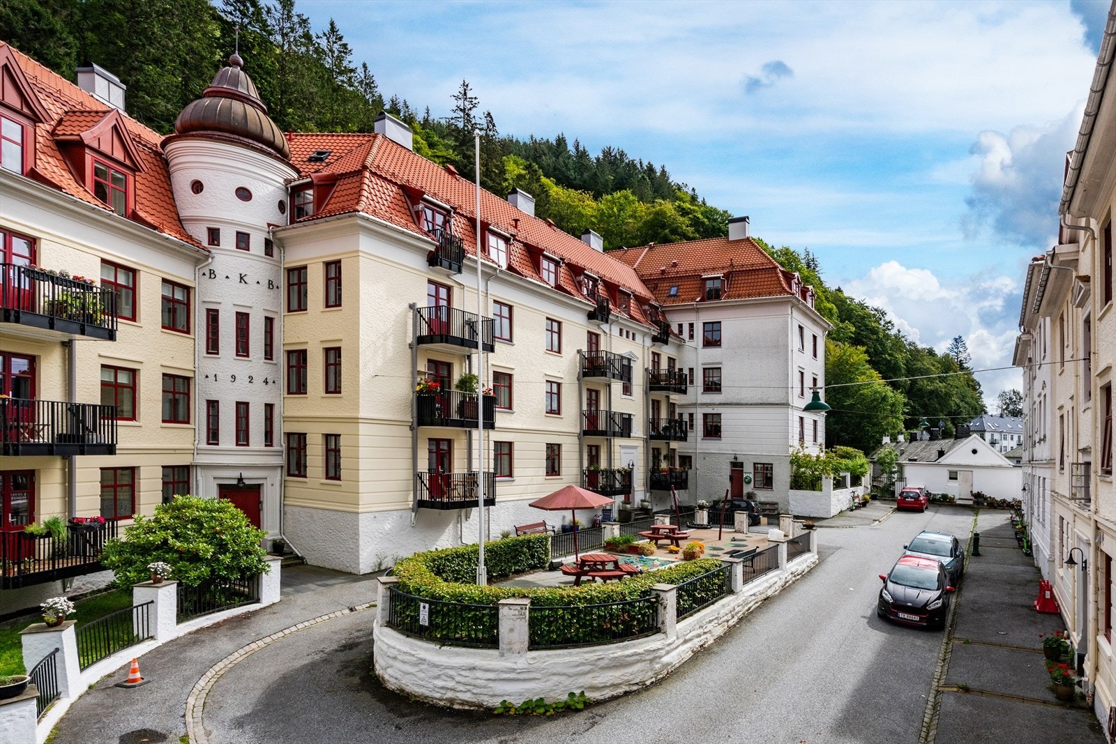 - Leiligheten tilhører det veldrevne Sophus Pihls Gate Borettslag - Galleribilde
