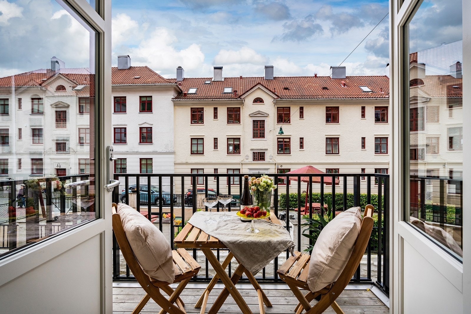 - En lekker leilighet med solrik balkong - Galleribilde