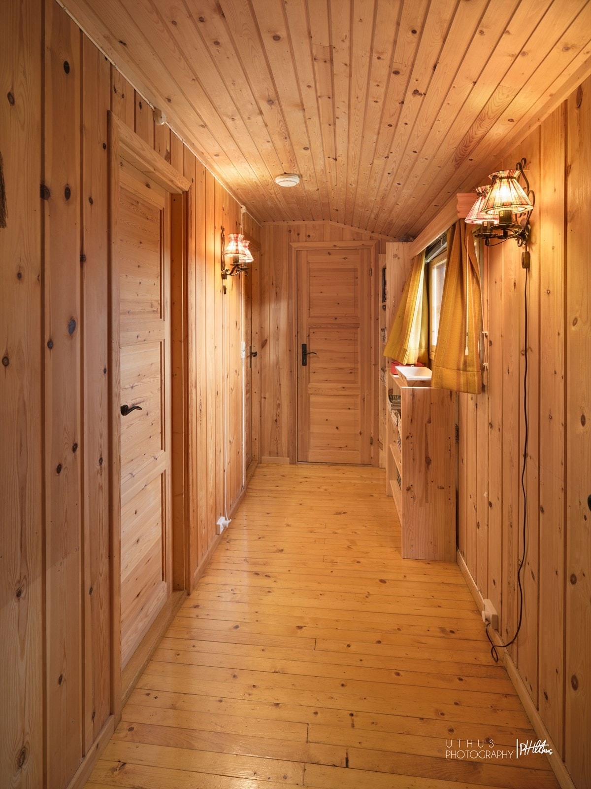 Mellomgang. Galleribilde