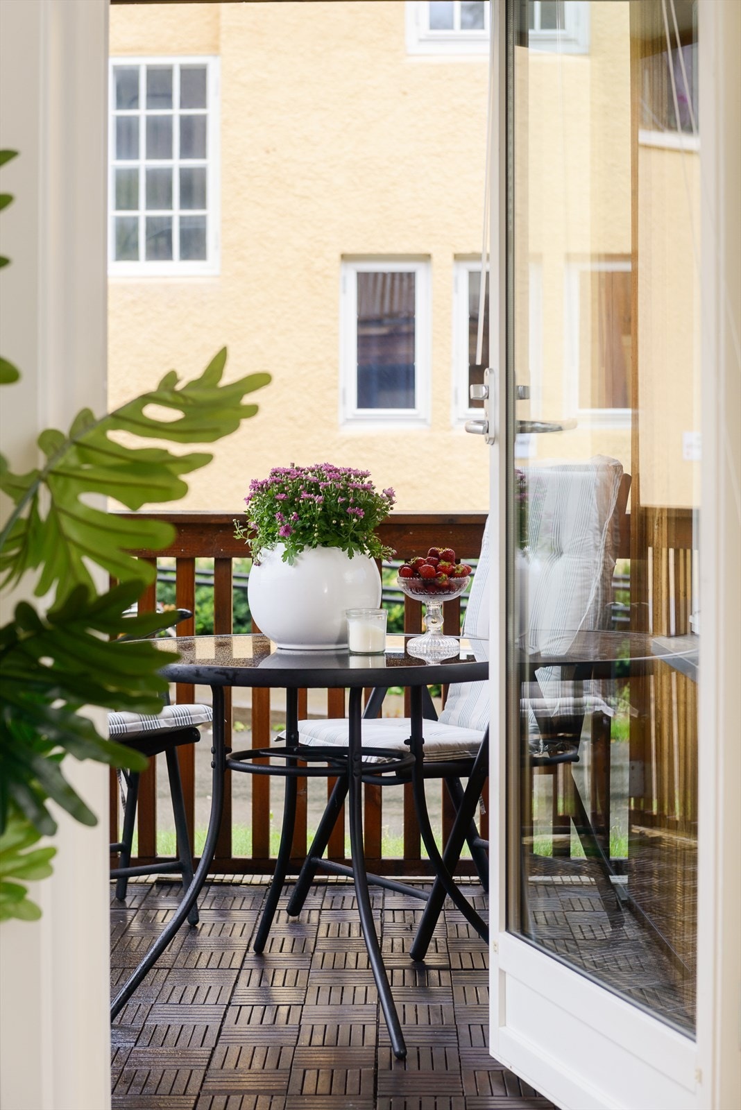 Det er også utgang til terrasse. Galleribilde