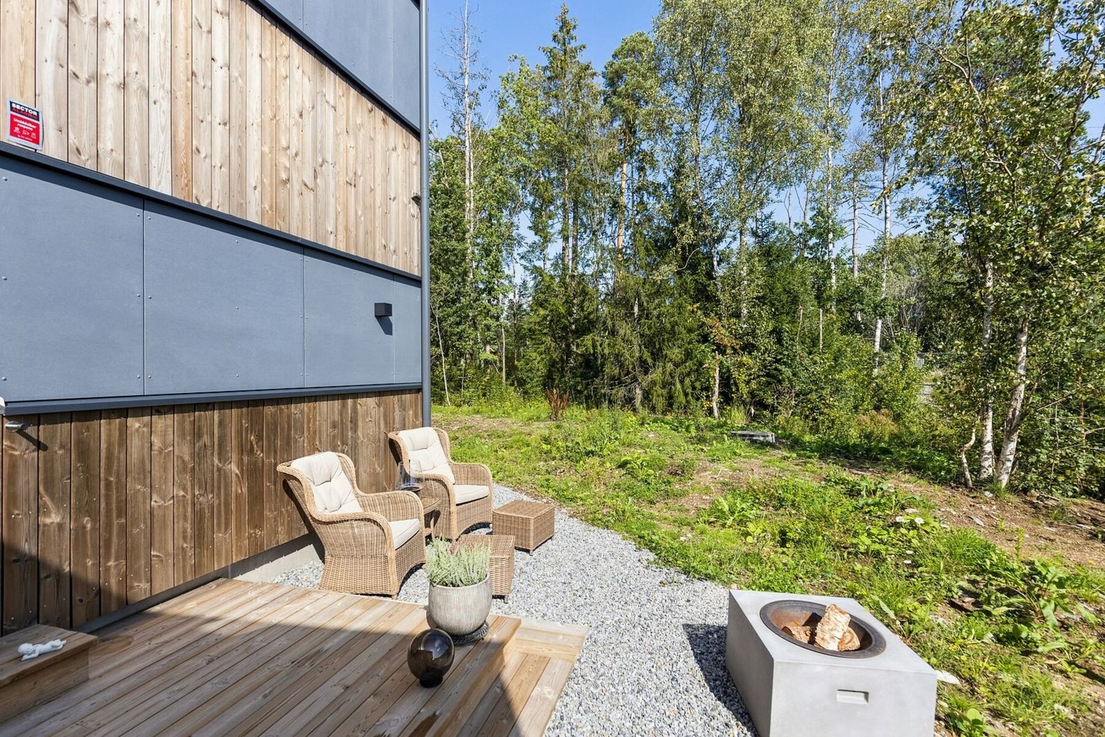 Ferdig planert, ikke opparbeidet hage. Her kan du skape din egen drømmehage! Galleribilde