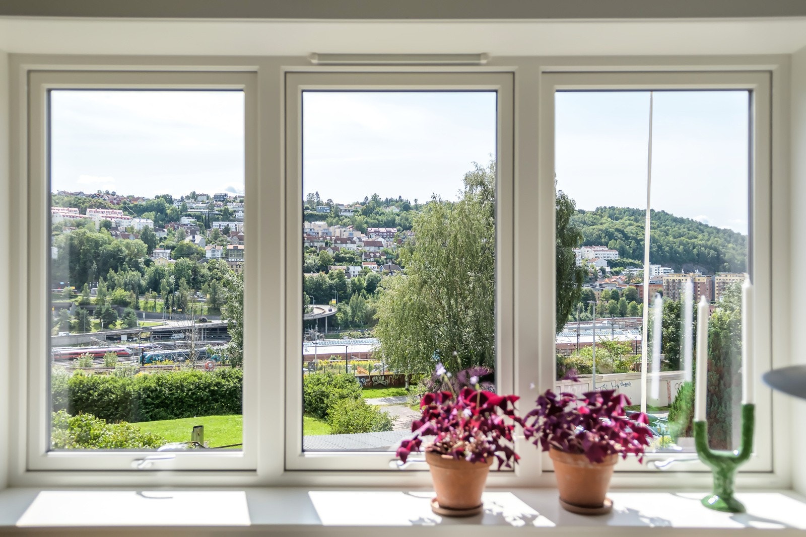 Her får du en fantastisk utsikt mot Ekebergåsen og grøntområde! Galleribilde