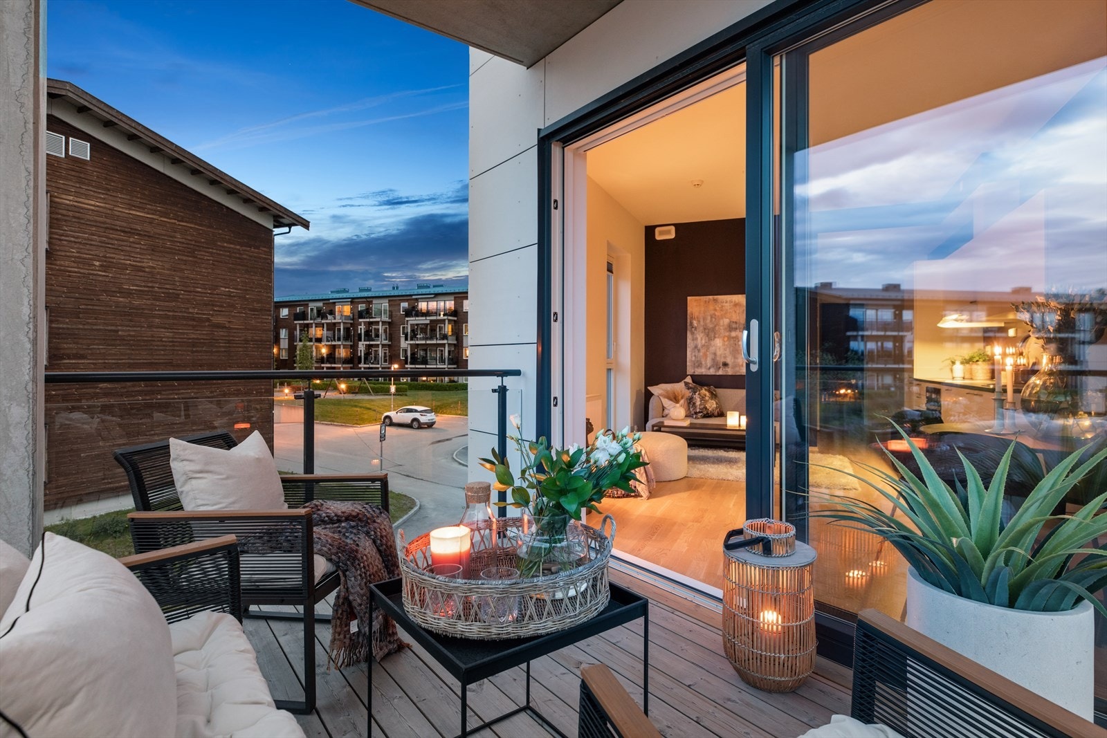 Balkongen er på ca. 8,5 kvm. Galleribilde