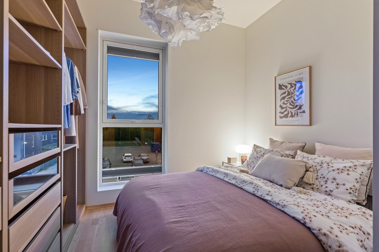 Leiligheten har to lekre soverom på henholdsvis ca. 8 og 10 kvm. Galleribilde