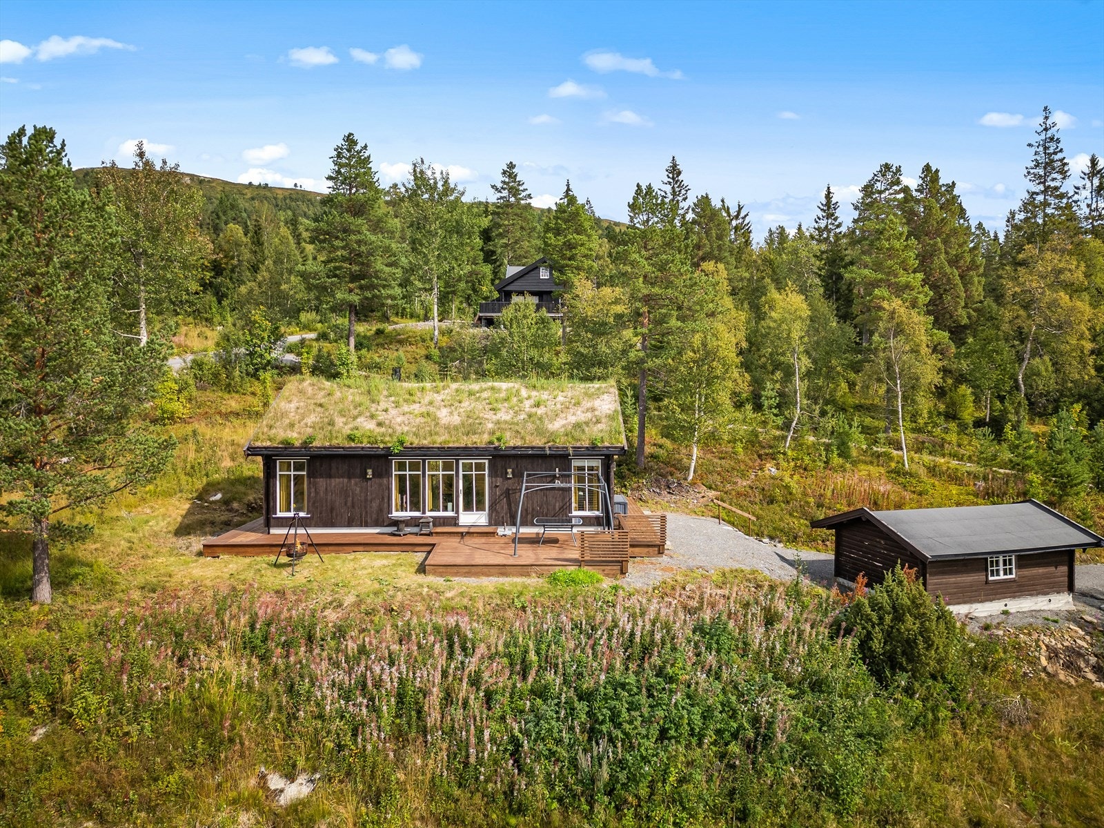 Kun 25 minutters kjøring unna Orkanger sentrum med alle servicefunksjoner. Galleribilde