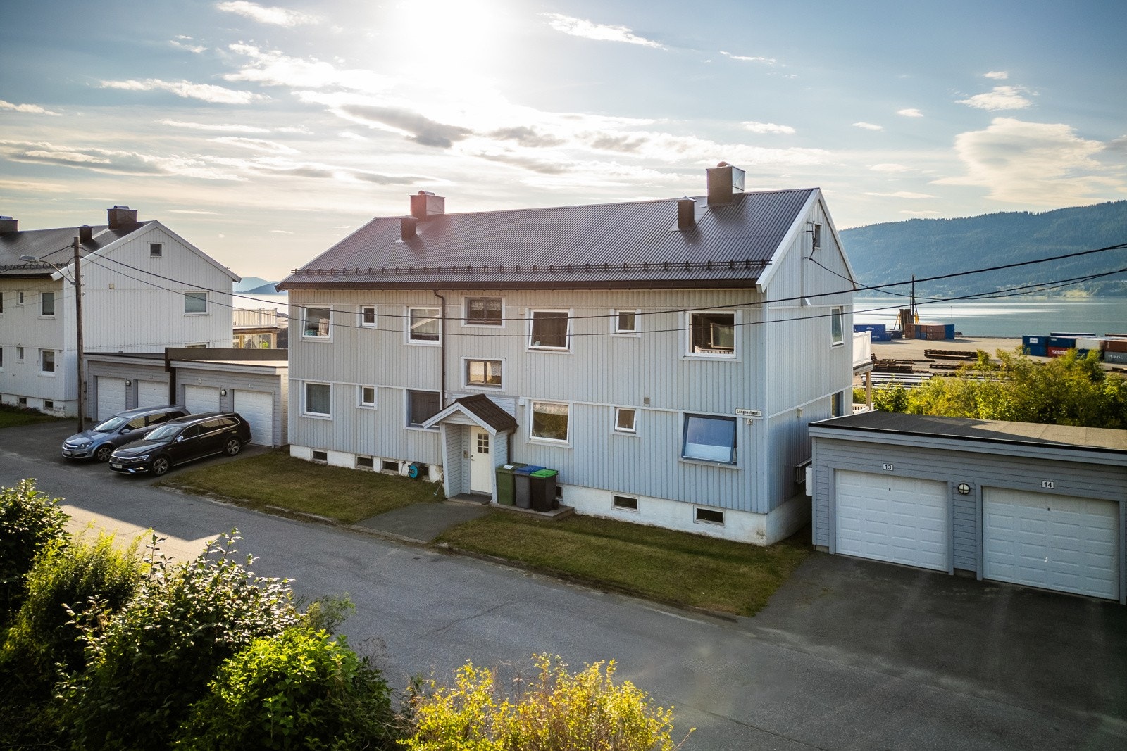 Parkering i garsje Galleribilde