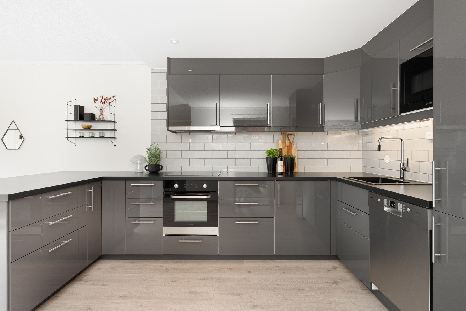 - Moderne kjøkken fra 2016 med innredning fra IKEA - Galleribilde