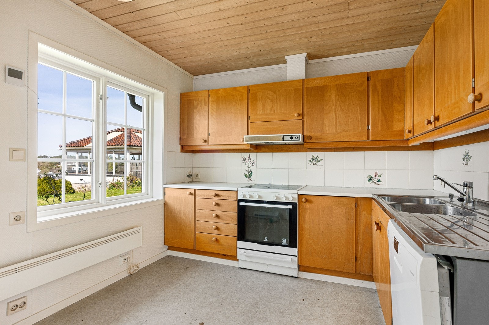 Standarden er varierende og boligen ansees som et renoveringsobjekt. Galleribilde