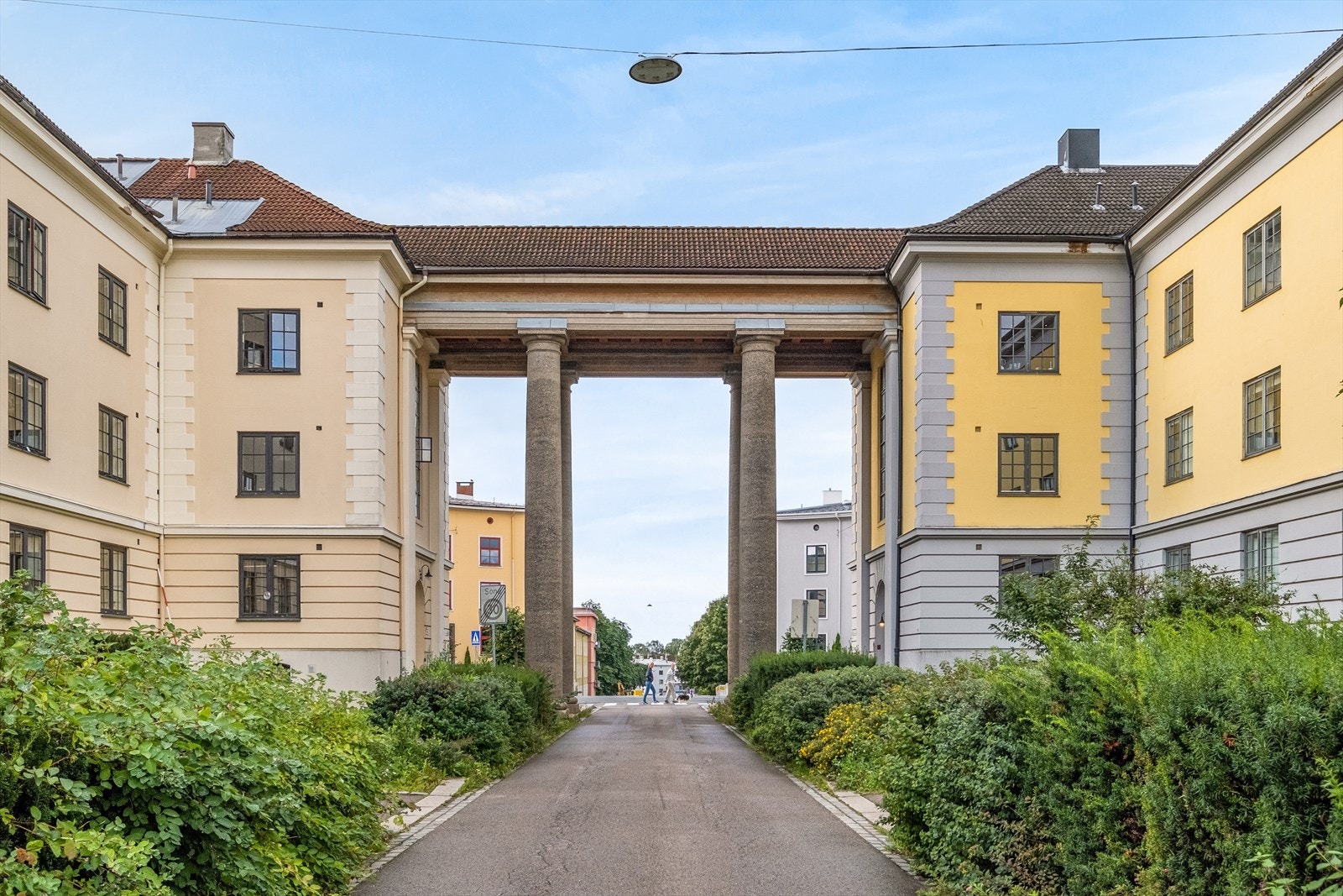 I Nordre Åsen Kvartal 2B borettslaget står trivsel i fokus og gjennom sitt initiativ til å arrangere egen hagegruppe, oktoberfest, sommerfest, bakgårdsfest, juletrefest o.l., blir borettslaget fort et sosialt samlingspunkt for både unge og voksne. Galleribilde
