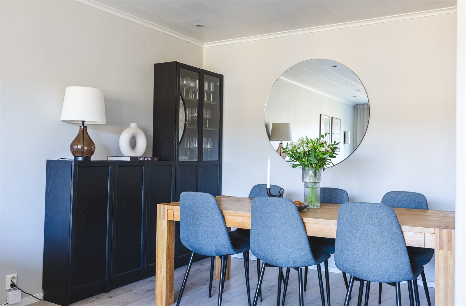 - God plass til spisebord - Galleribilde