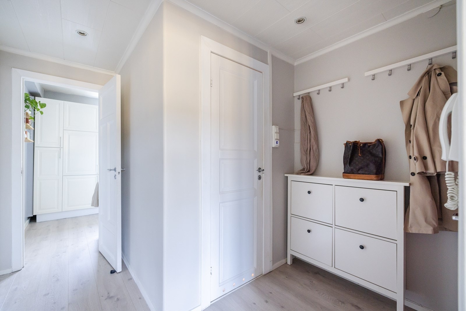 - Innbydende entré som gir et godt førsteinntrykk - Galleribilde