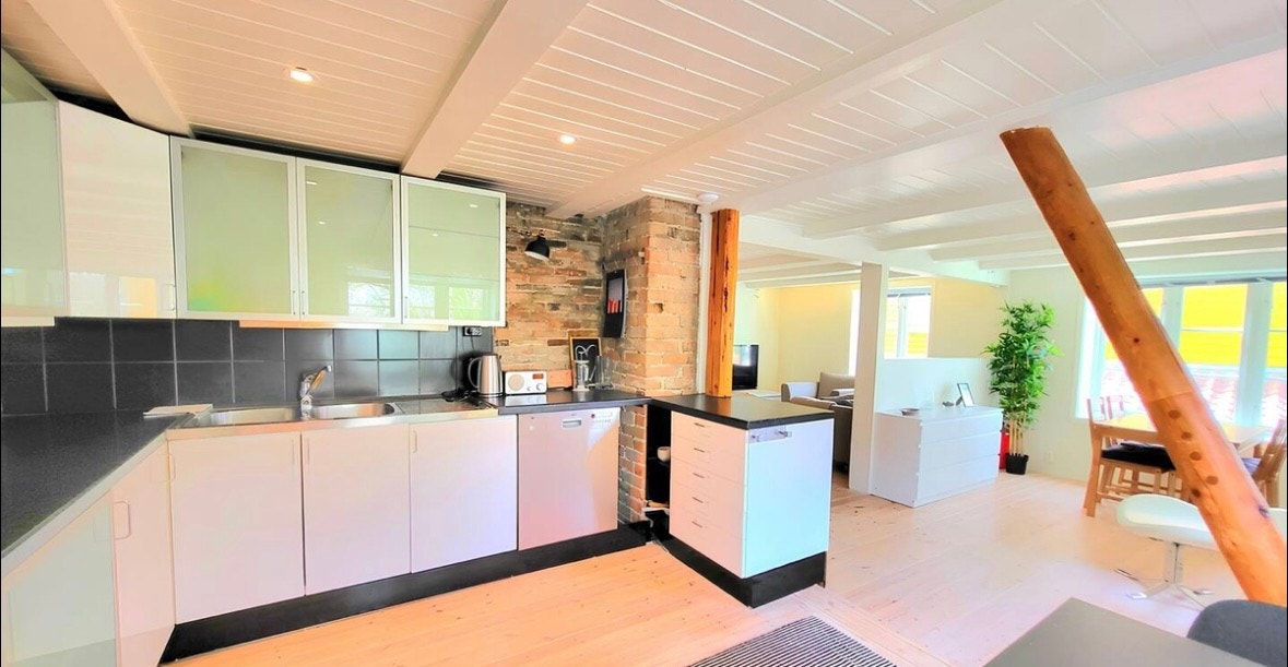 Kjøkken med downlights Galleribilde