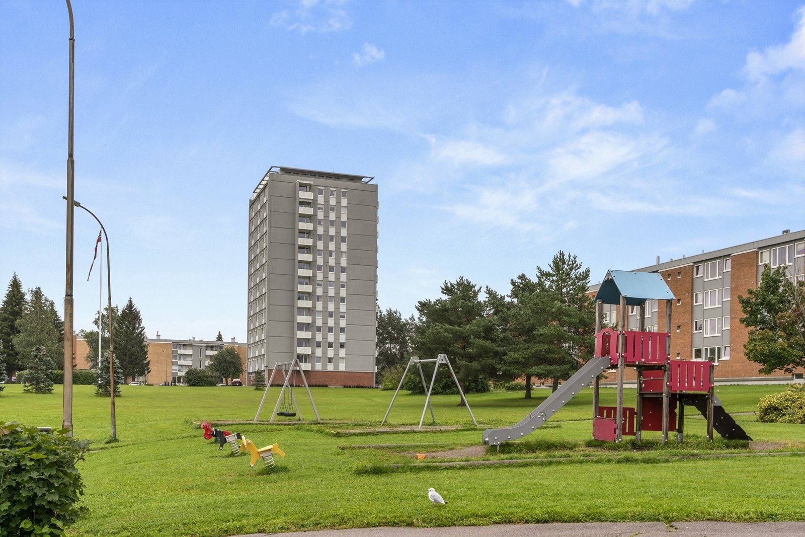 Her bor du med nærhet til "alt" du måtte trenge i en travel hverdag. Galleribilde