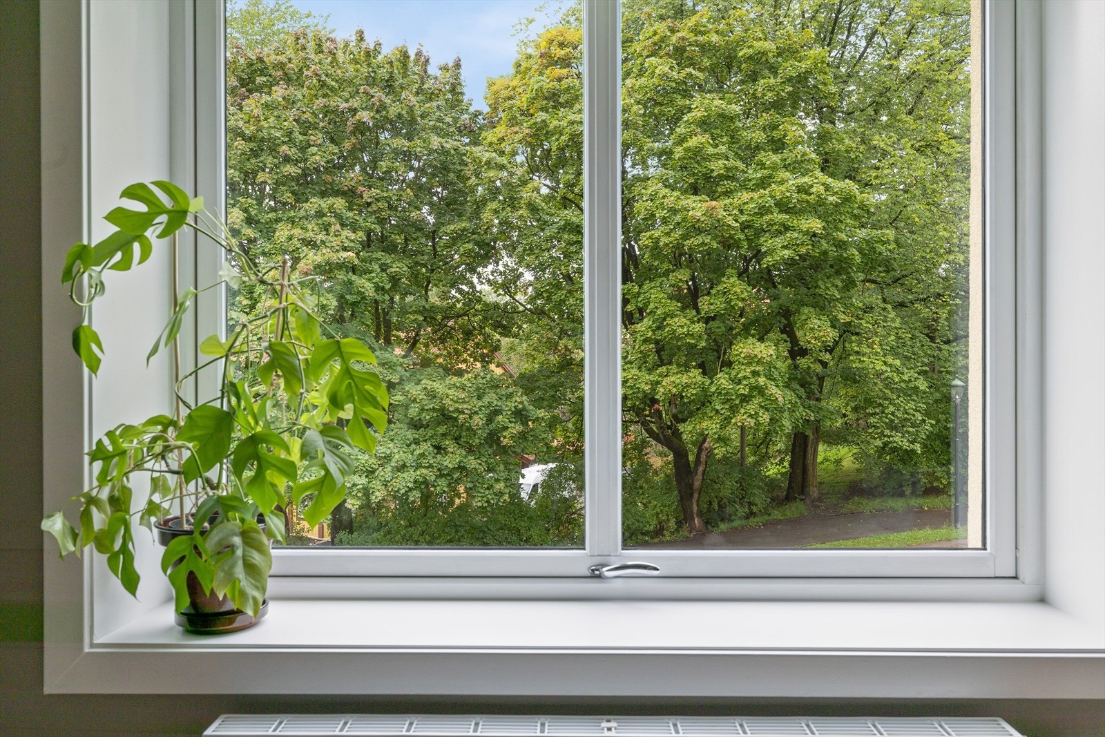 Leiligheten ligger skjermet og usjenert med akerselva som nærmeste nabo Galleribilde