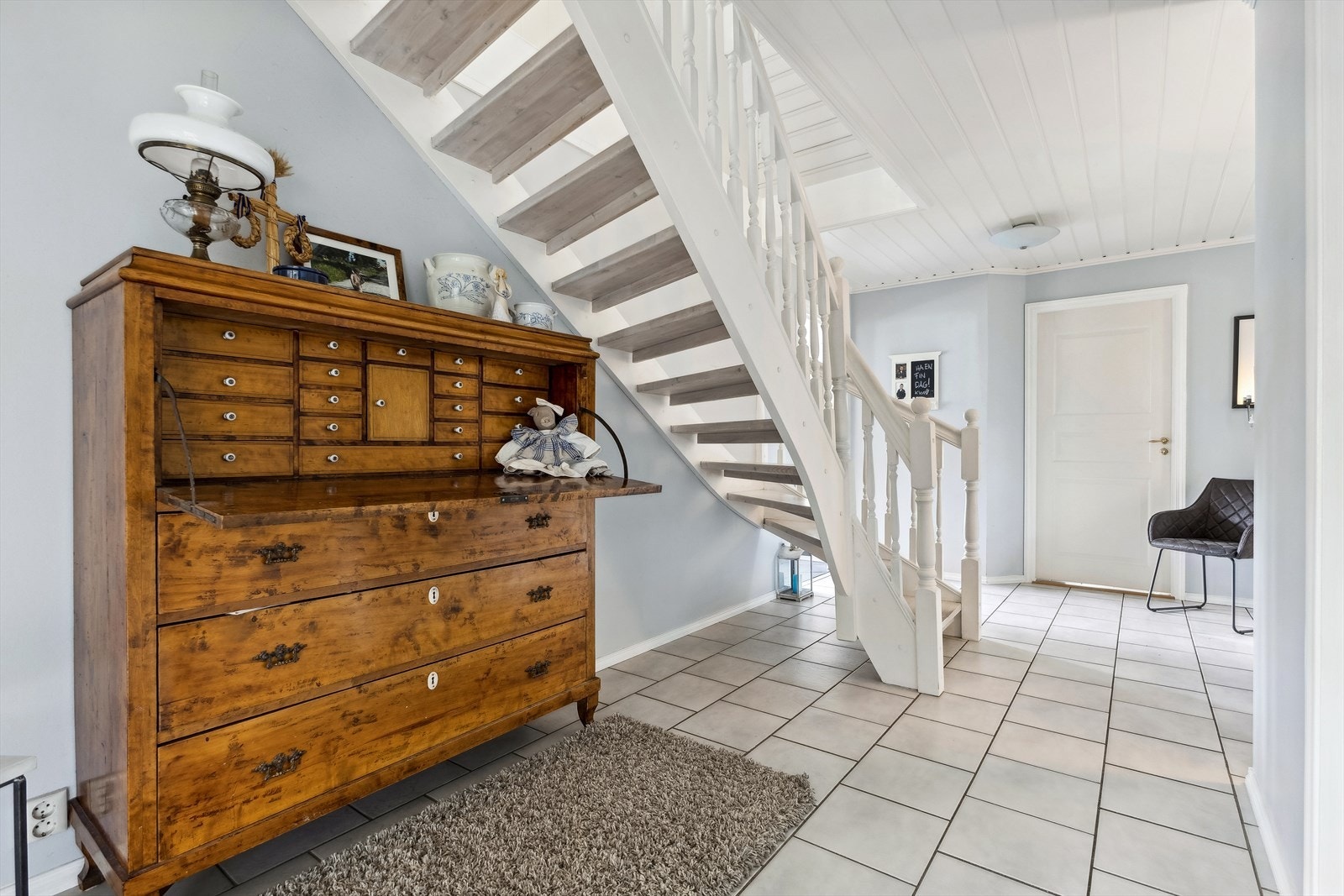 Entre / hall i hjertet av boligen Galleribilde