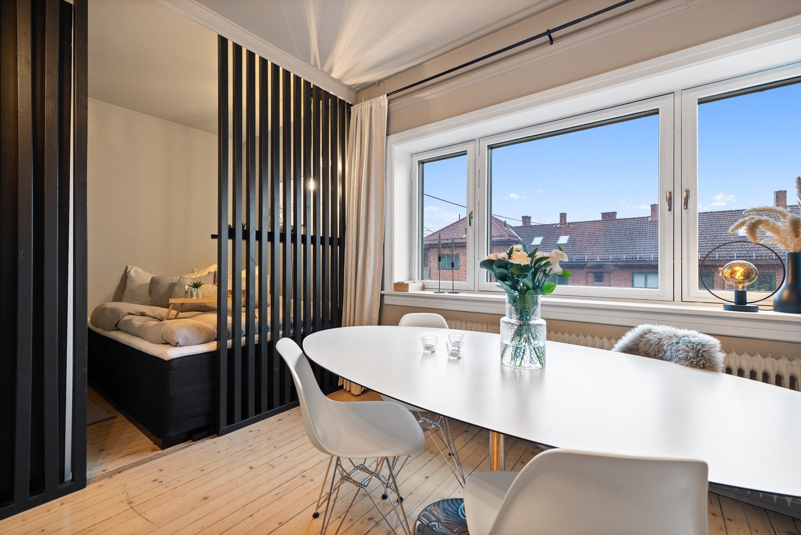 En innbydende og arealeffektiv 1(2)-roms i 4.etg. med supersentral beliggenhet på Carl Berner Galleribilde