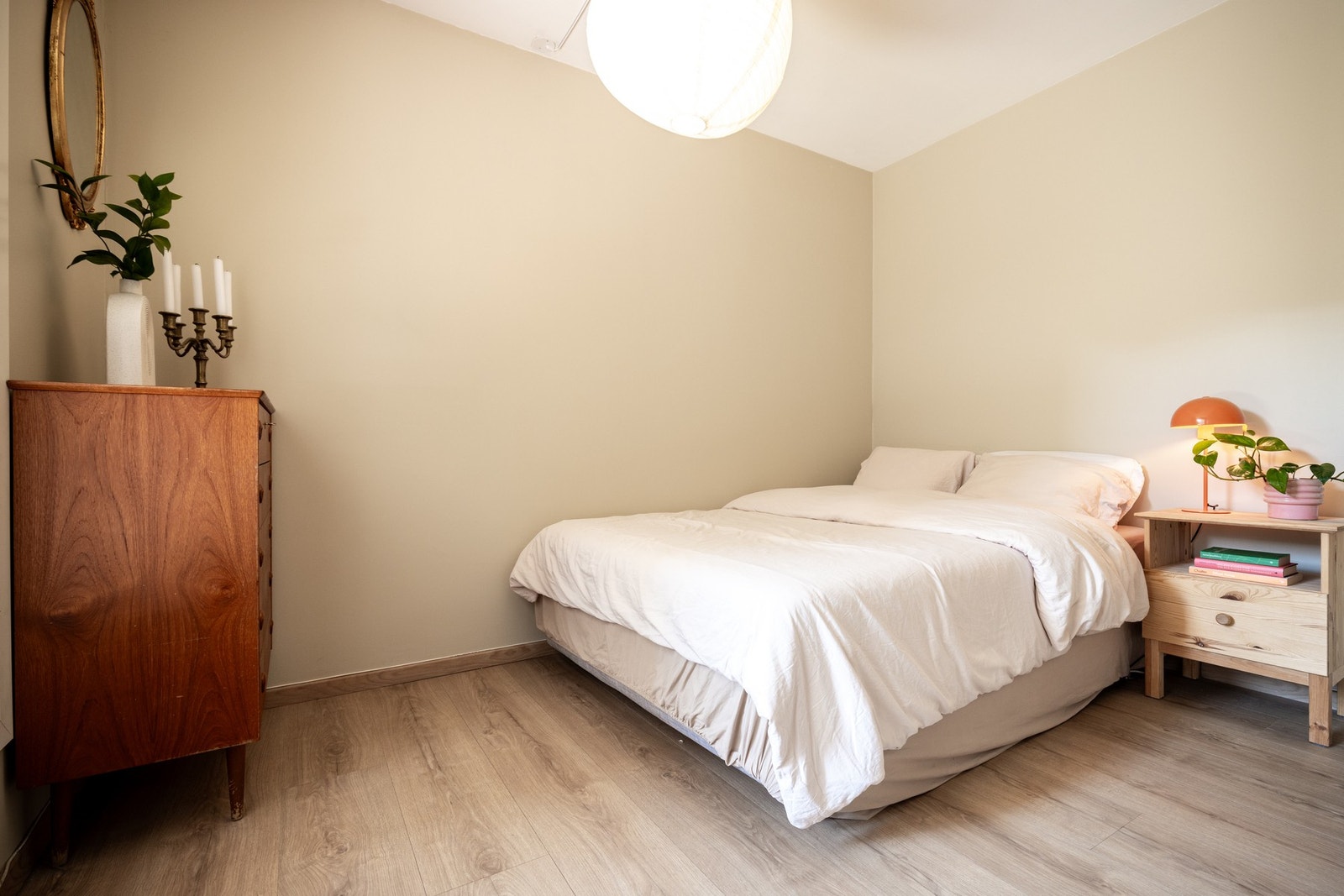 Soverom to har i likhet med hovedsoverommet god størrelse og gir gode møbleringsmuligheter. Galleribilde