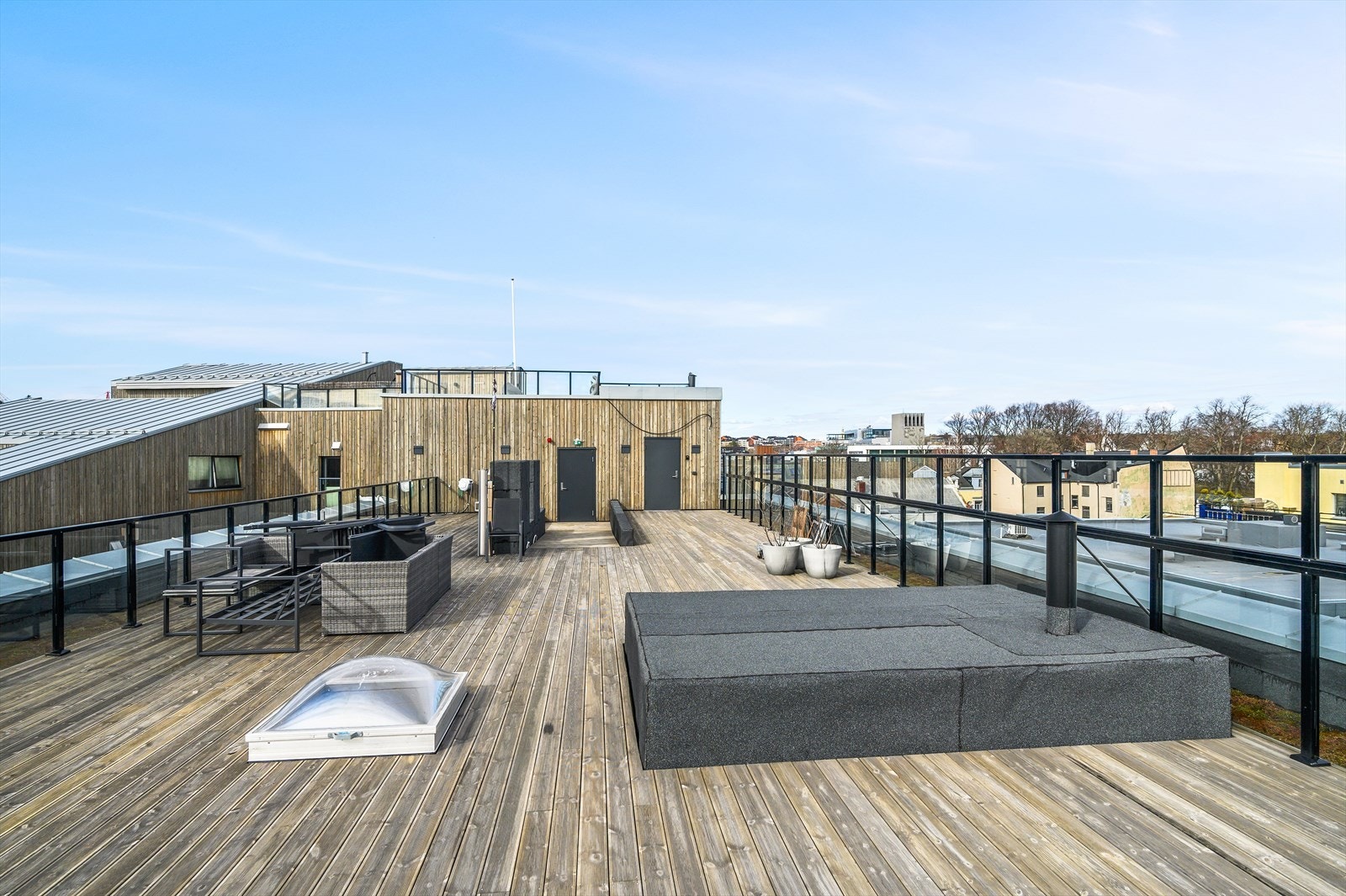 Felles takterrasse - Perfekt for de varme sommerdagene! Galleribilde