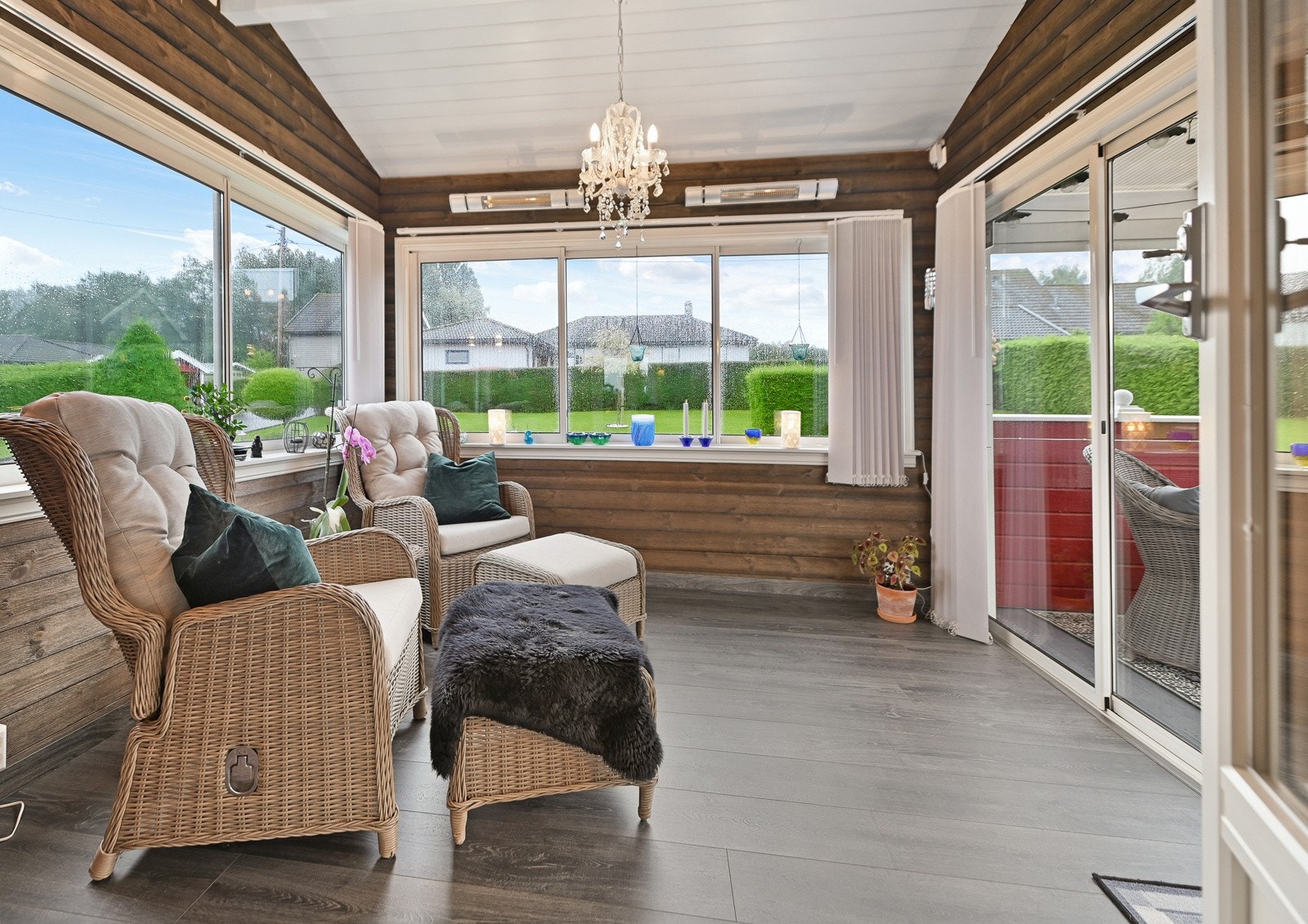 Det er den perfekte arena for avslappede sammenkomster, hyggelige samtaler og koselige stunder. Galleribilde