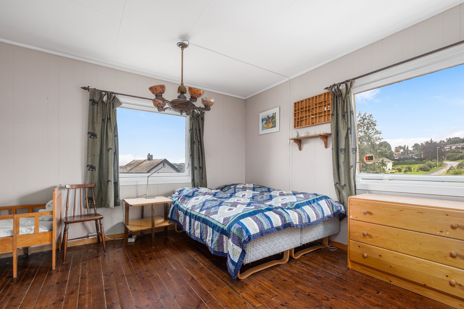 Boligen har 3 soverom av god størrelse, her på 19 kvm. Galleribilde