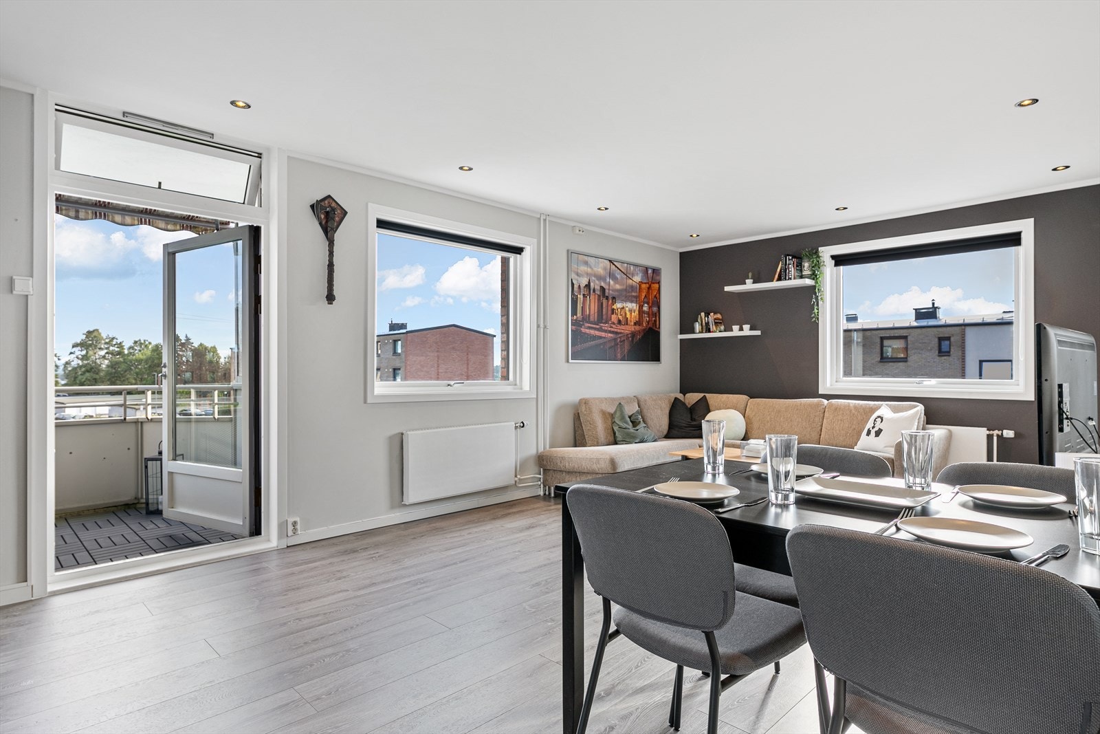 Velkommen til Bølerskrenten 20! Presenteres av Arsalan Syed v/ Eiendomsmegler 1 Galleribilde