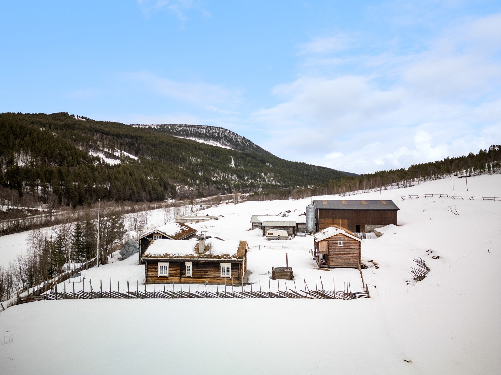 Gårdstun Galleribilde