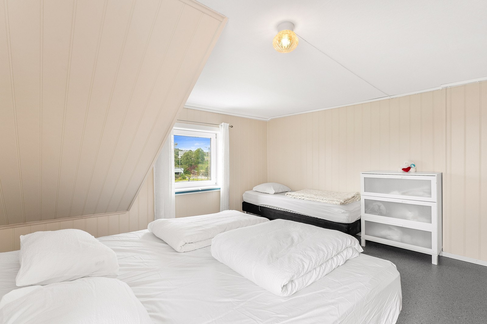 Soverom nr 2 Galleribilde