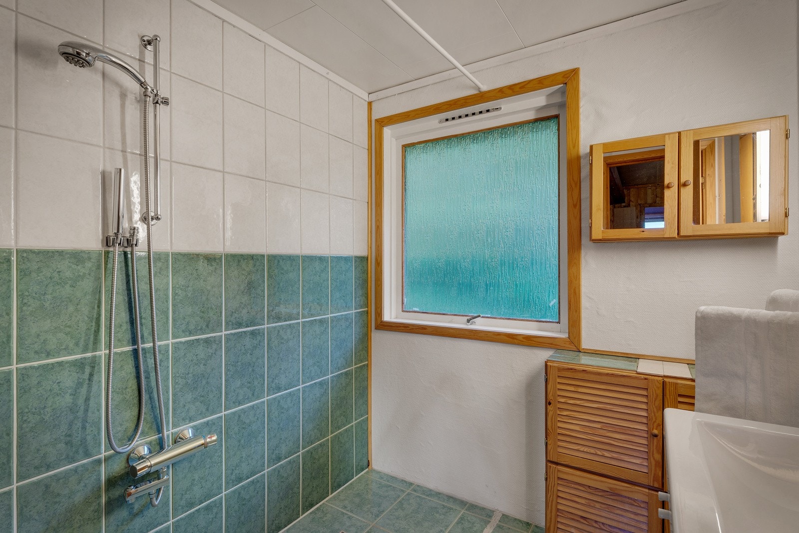 Bad i hovedetasjen. Galleribilde