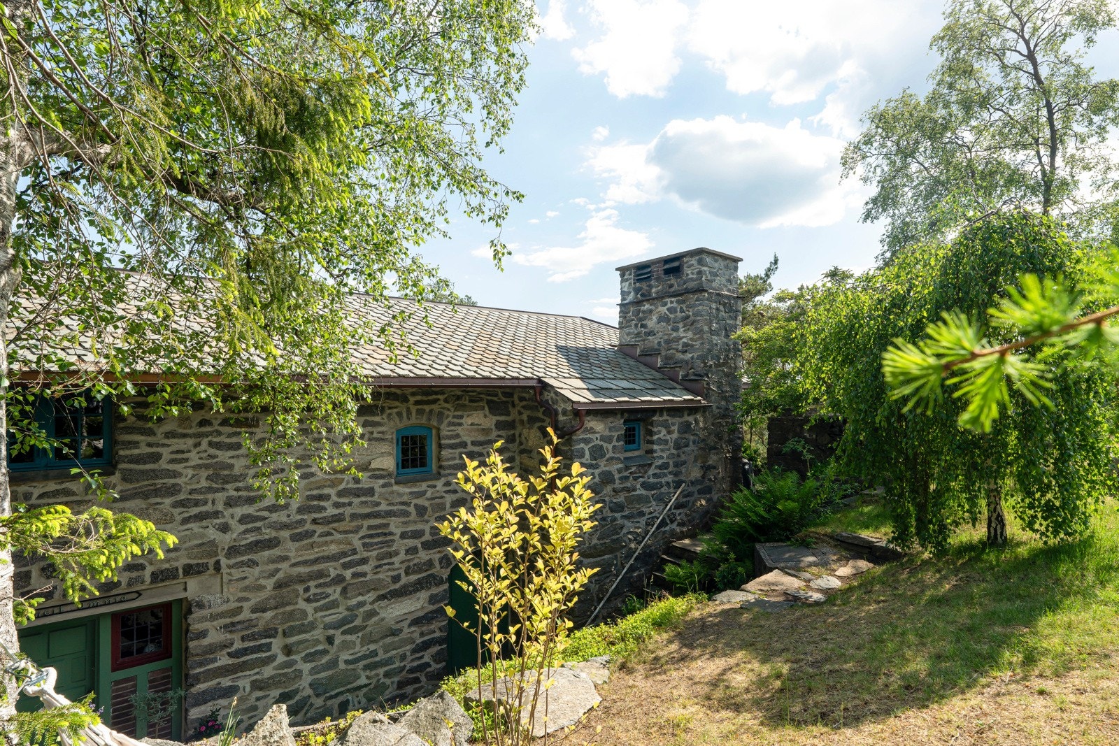 Fasade mot vest. Galleribilde