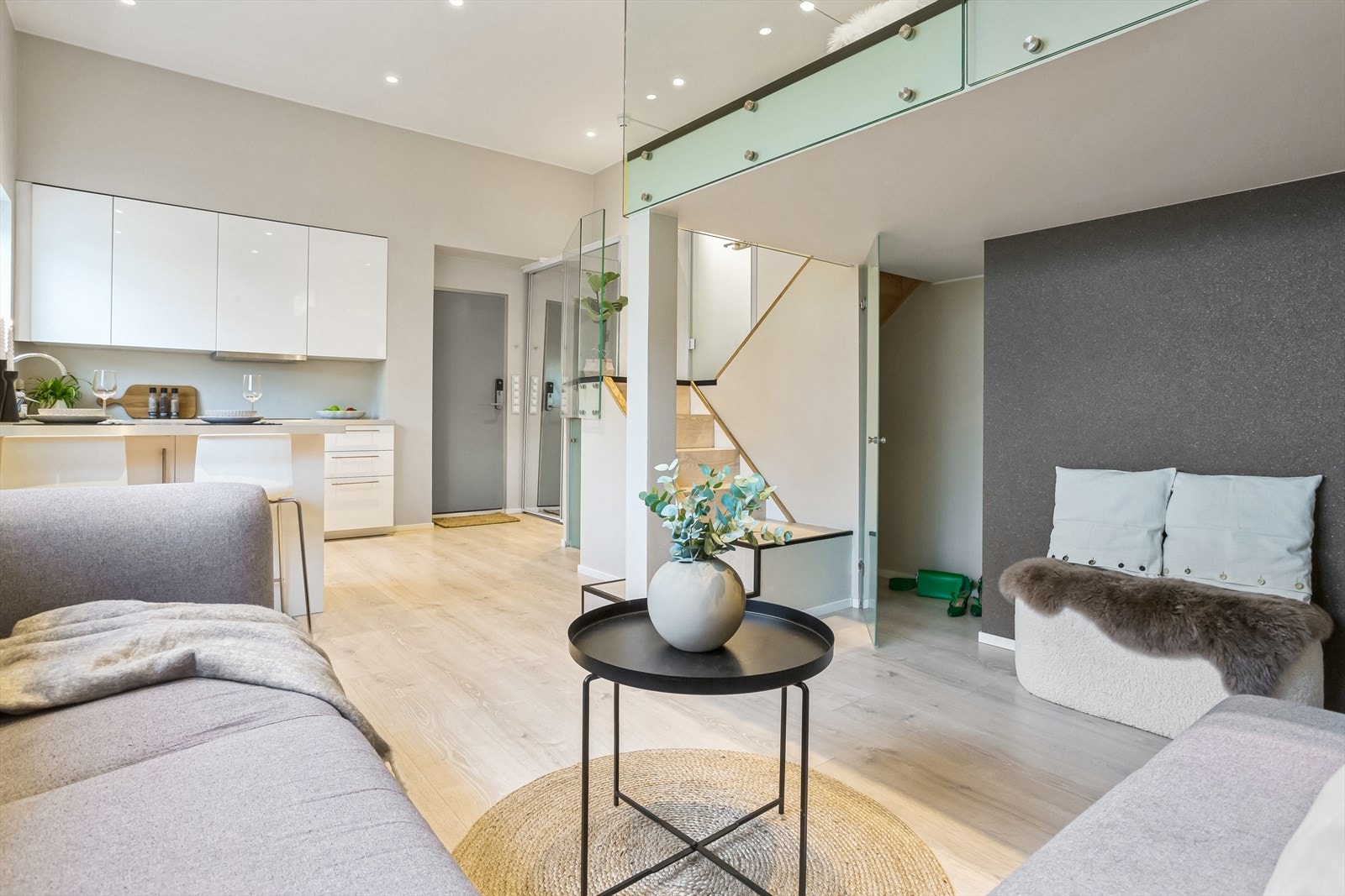 Hjertelig velkommen til Bøhmergaten 40. Galleribilde