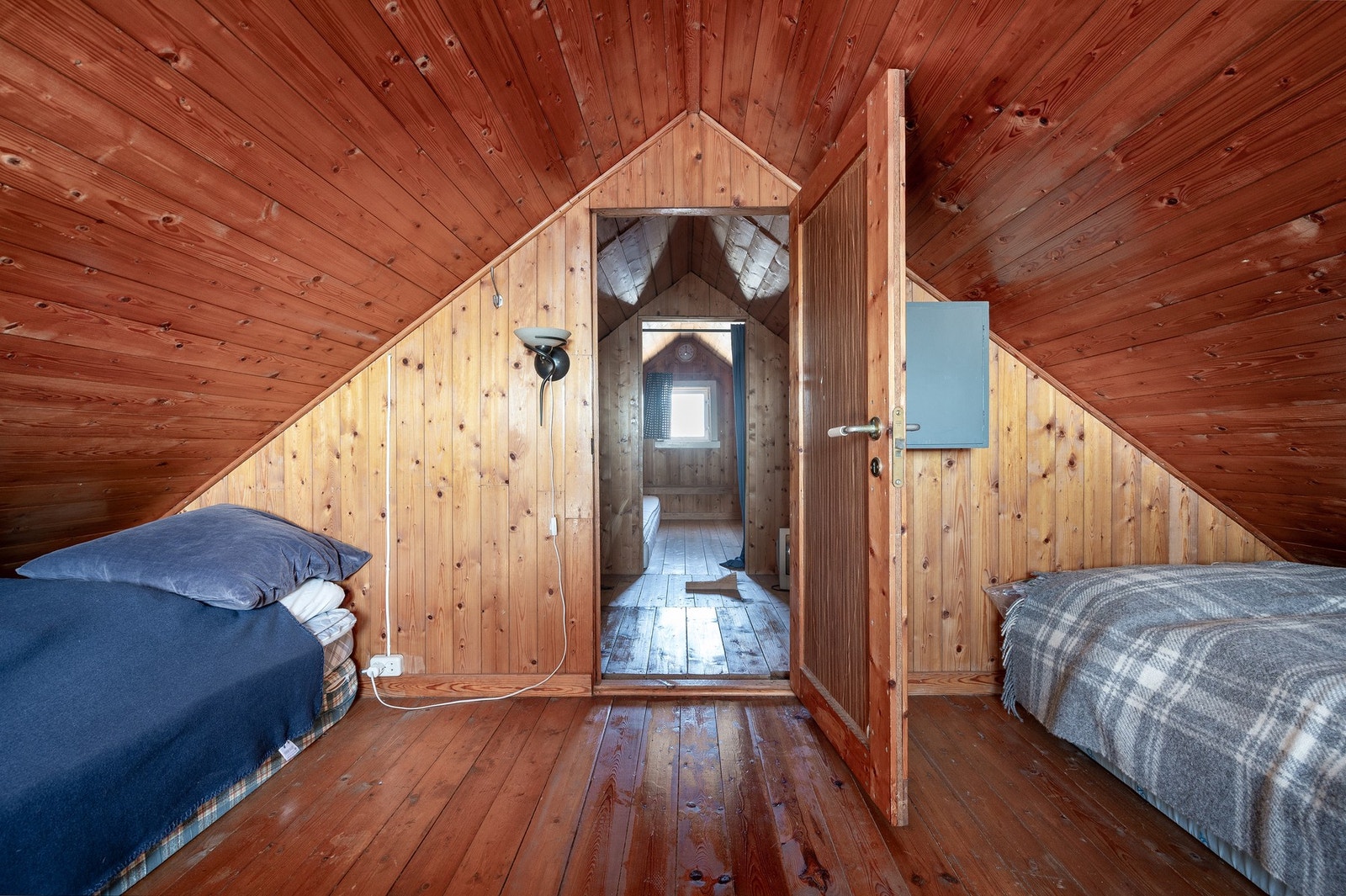 Loftsetasje med "soverom" Galleribilde